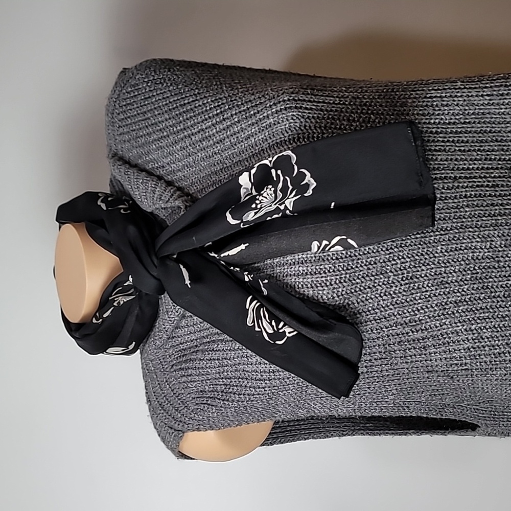 Scarf - Black Nylon Scarf w/Flowers